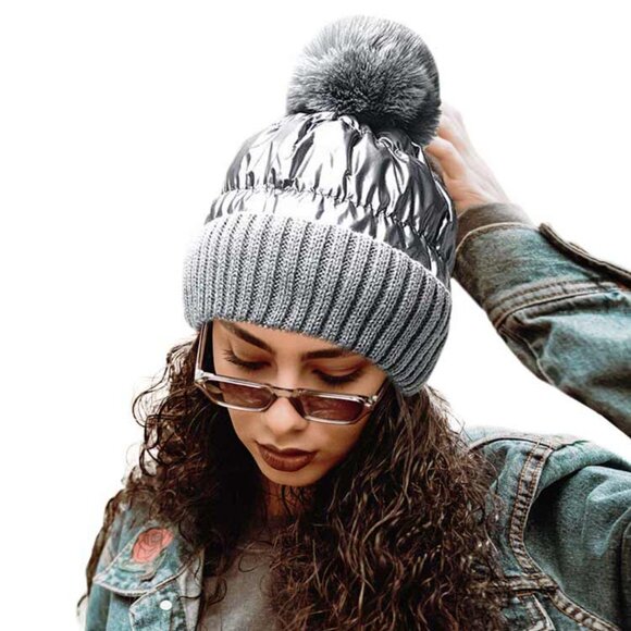 Steve Madden Accessories - 🎁😊🎀STEVE MADDEN PUFF HAT